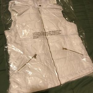 Vest!!🌺🌺🌺🌺🌺🌺🌺🌺🌺🌺🌺💕💕💕💕💕💕💕🦋🦋🦋